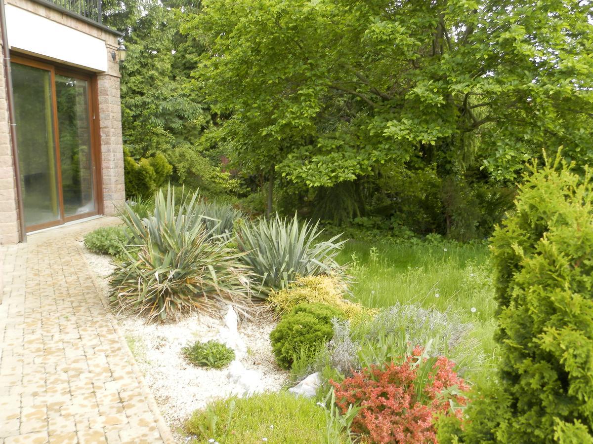 Nagyrét Panzió Eger Bed and Breakfast Exterior foto